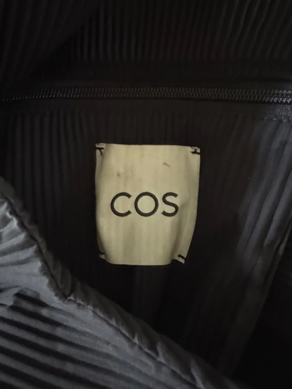 COS | Black Pleated Women's Tote Bag